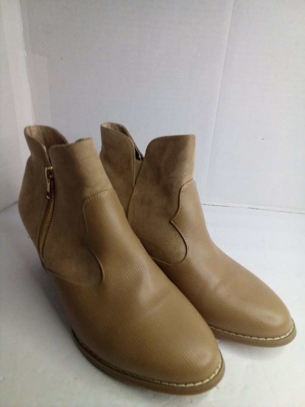 Comfort Est 1946 Ankle Boot Women 10M 10 Side Zip Block Heel Bootie Tan Brown - Picture 2 of 13